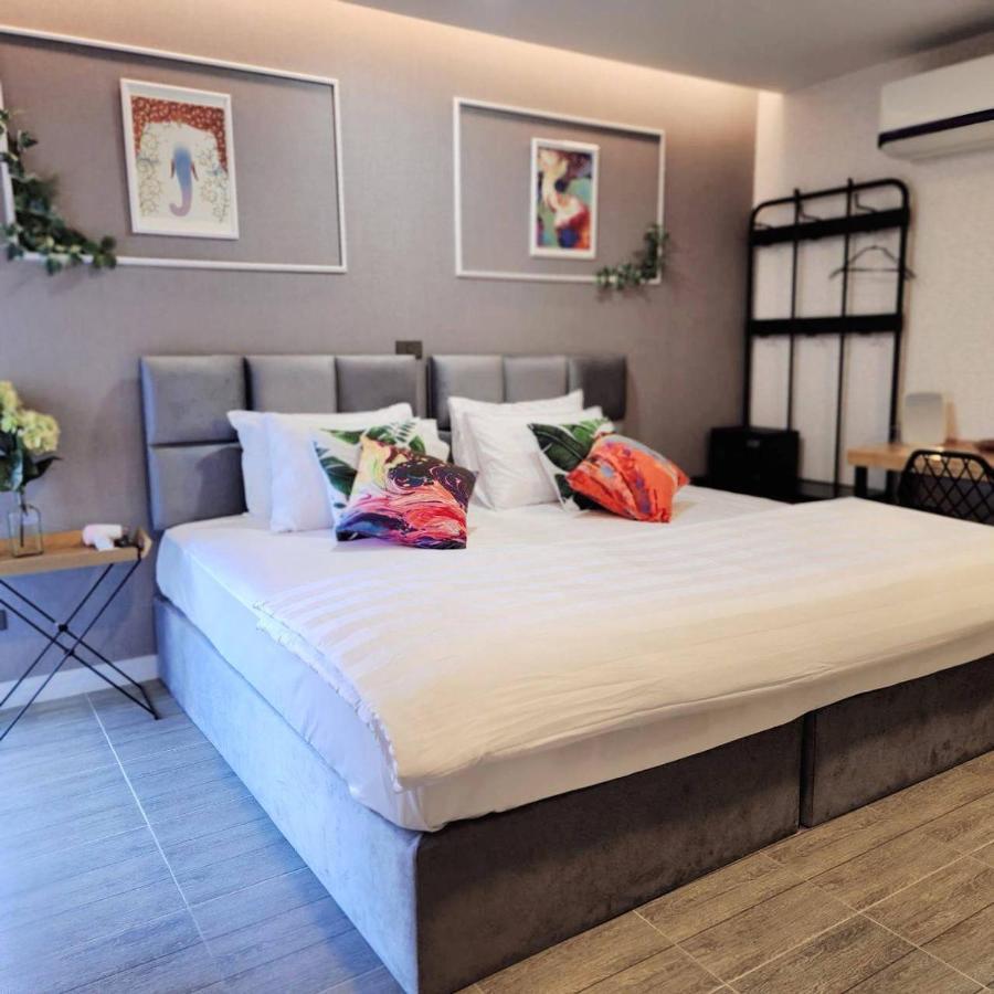 Capital O 75422 Million Pillows Chiang Mai Eksteriør billede