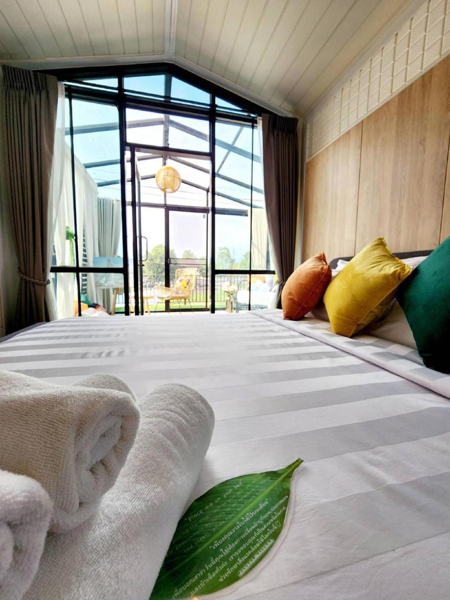 Capital O 75422 Million Pillows Chiang Mai Eksteriør billede